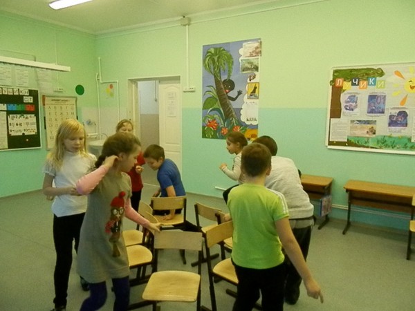 Рухливі ігри для дітей на вулиці та свіжому повітрі