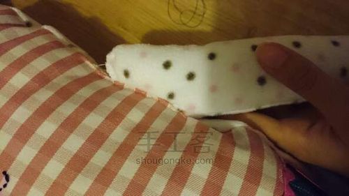 М'яка іграшка зайчик своїми руками