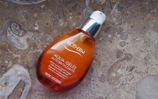 Пляжна лінія Biotherm Aqua-Gelée Solaire для бархатистою шкіри