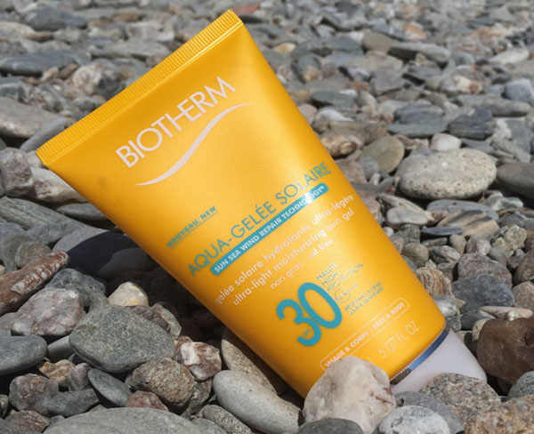 Пляжна лінія Biotherm Aqua-Gelée Solaire для бархатистою шкіри