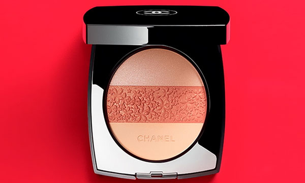 Чудове тріо: новинки Chanel для сяючого макіяжу