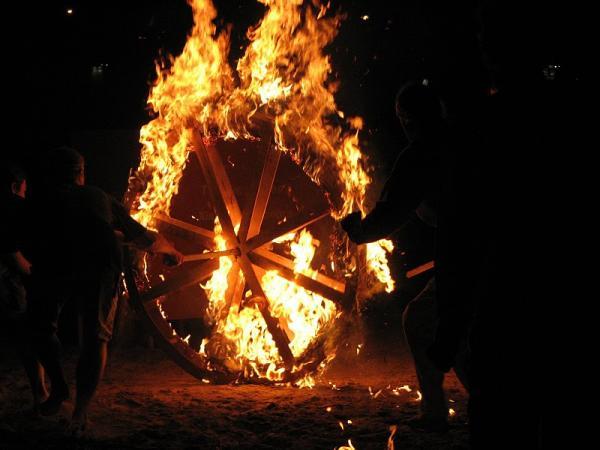 Пісні на Масляну: тексти російських народних олійних пісень