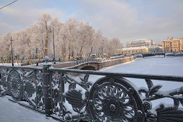 Погода в Петербурзі в січні 2017 року - на початку, середині і наприкінці місяця (на 14 днів), детальний і точний прогноз від Гідрометцентру