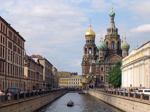 Погода в Санкт-Петербурзі в серпні 2016 з прогнозами гідрометцентру. Який зазвичай буває погода в Санкт-Петербурзі в серпні?