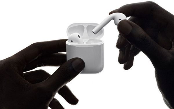Звук без кордонів: бездротові навушники Apple AirPods