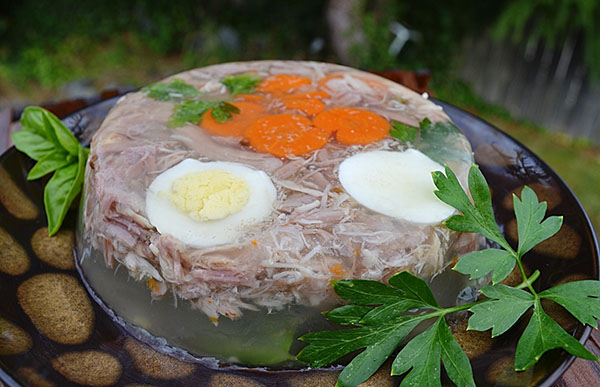 Рецепти холодцю з фото крок за кроком - зі свинини, рульки, яловичини, курячих ніжок, з желатином