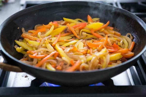 Смачні кабачки в духовці - рецепти