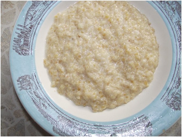 каша на тарілці