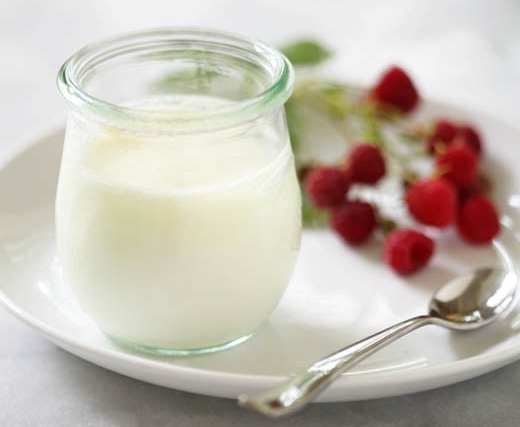 Як приготувати йогурт із закваскою в домашніх умовах