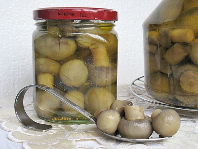 Мариновані печериці на зиму, класичний рецепт Мариновані печериці на зиму, класичний рецепт