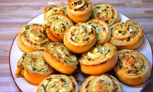 часникові рулетики