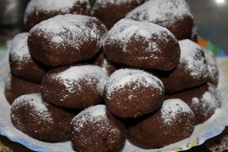Радість ласуни: тістечко картопля Радість ласуни: тістечко картопля