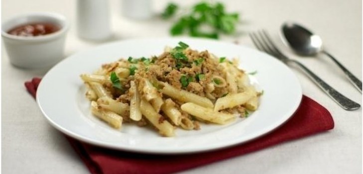 тарілка з макаронами