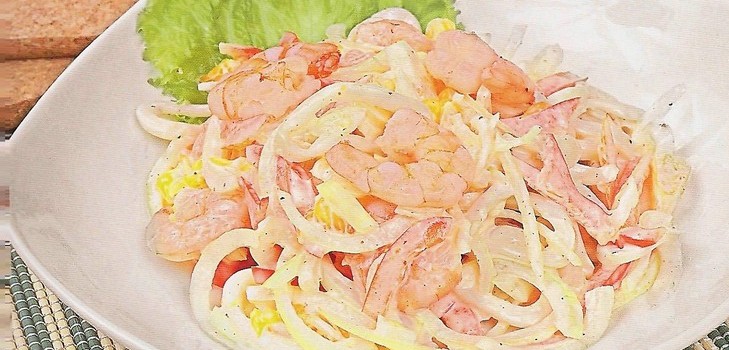 Салат з креветок і кальмарів