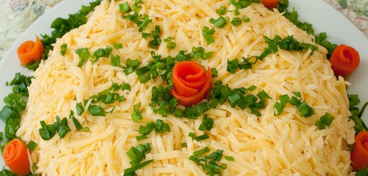 Салат з курячих шлунків