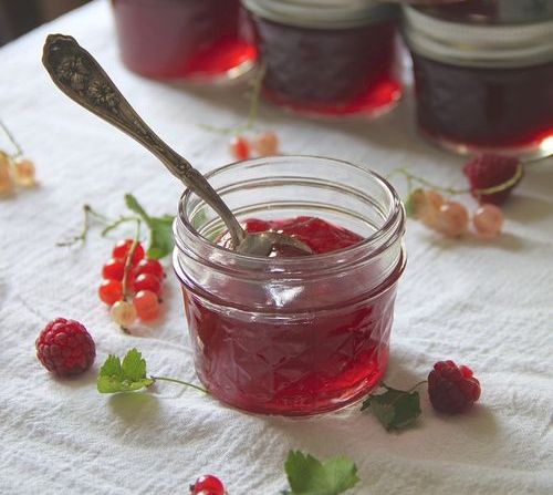 Желе з червоної смородини